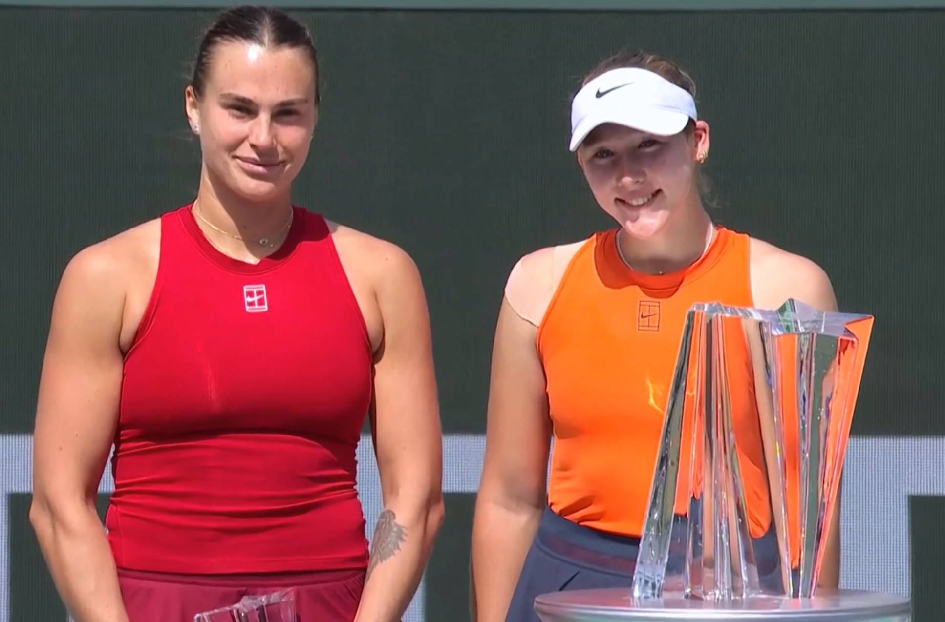 莎拉波娃连续七场比赛得分超过刷新纪录，巴黎圣日耳曼不断突破！比赛高潮迭起的简单介绍